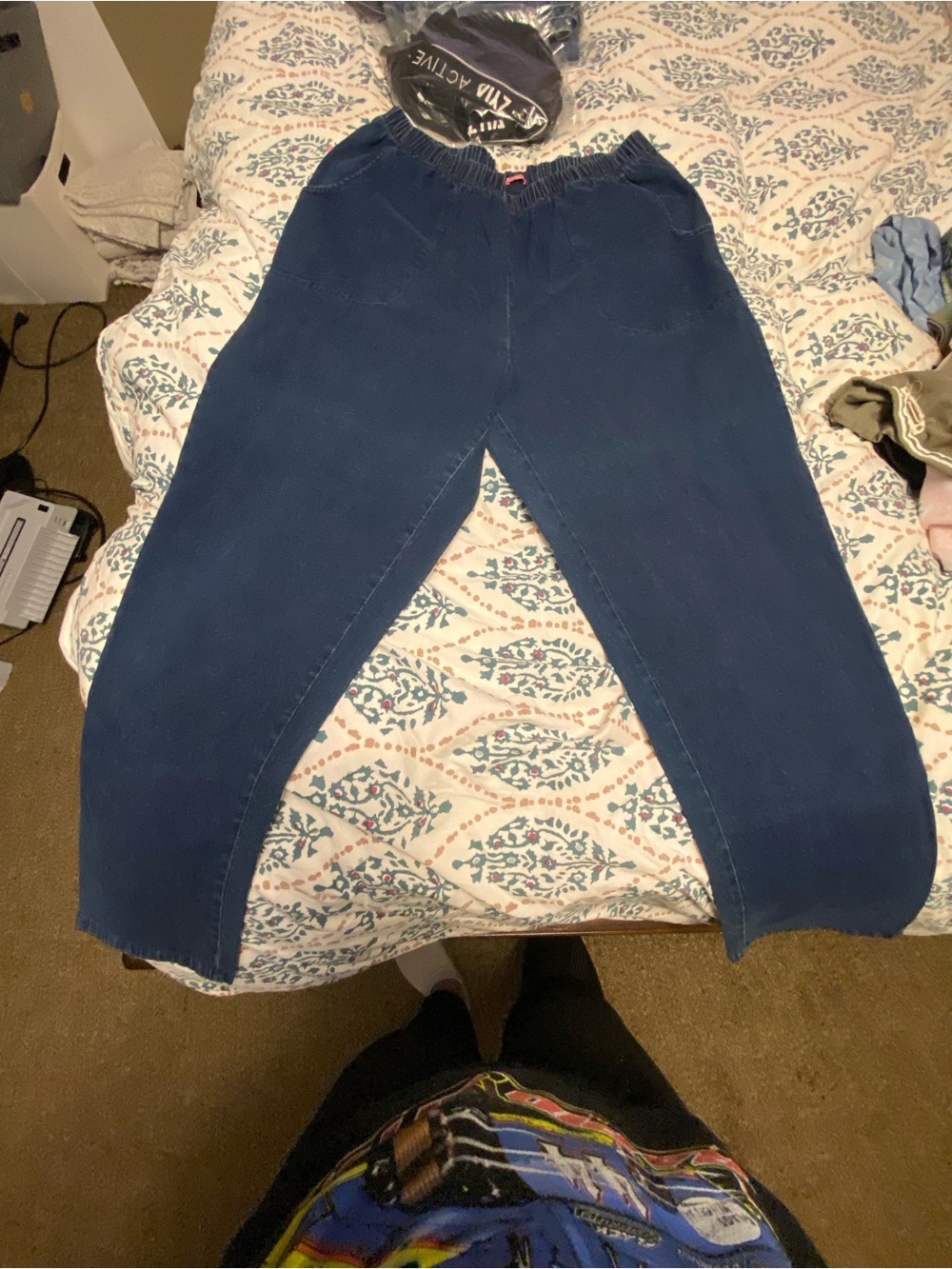 Classic Relaxed Boyfriend Jeans in Dark Blue